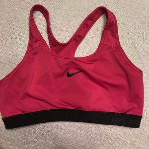 Nike Women’s Pro Sports Bra, Large, Pink